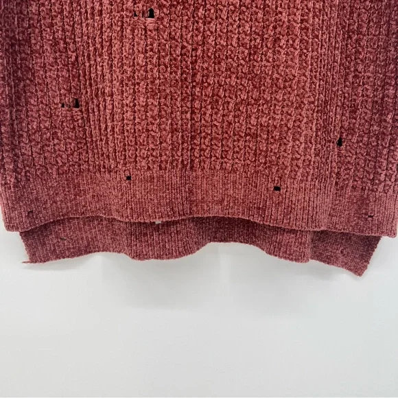 POL Sweater Vest Womens  Faded Burgundy V-Neck Distressed Look Soft Feel NWOT - Picture 10 of 16